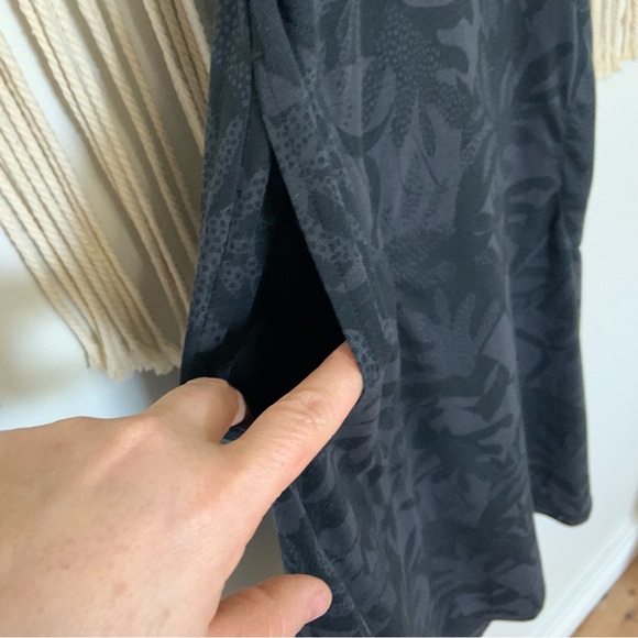 Dress sold out - Picture 9 of 14